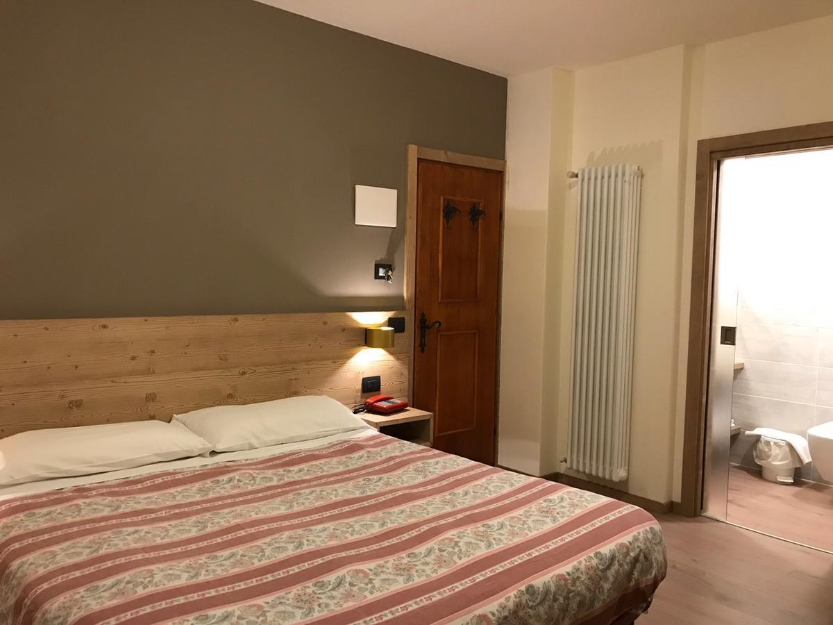 Hotel Piccolo Mondo Bormio Eksteriør billede